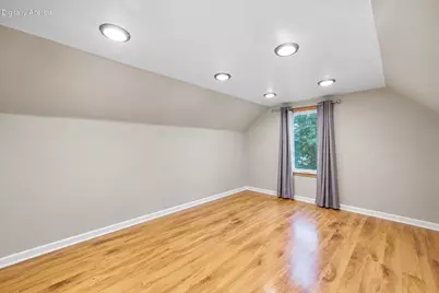 5076 N 47th St, Milwaukee, WI 53218 - Photo 6