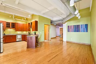 730 N Plankinton Ave, Milwaukee, WI 53203 - Photo 4
