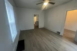 2439A N Dr William Finlayson St, Milwaukee, WI 53212 - Photo 8