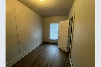 2439A N Dr William Finlayson St, Milwaukee, WI 53212 - Photo 12
