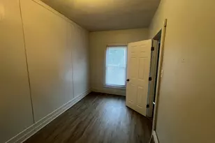 2439A N Dr William Finlayson St, Milwaukee, WI 53212 - Photo 12
