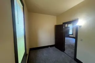 2441 N Dr William Finlayson St, Milwaukee, WI 53212 - Photo 32