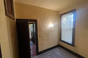 2441 N Dr William Finlayson St, Milwaukee, WI 53212 - Photo 58