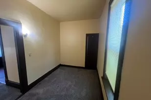 2441 N Dr William Finlayson St, Milwaukee, WI 53212 - Photo 34