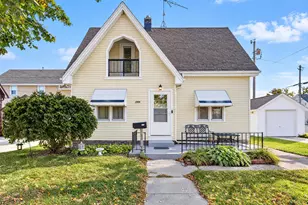 1909 S 10th St, Sheboygan, WI 53081 - Photo 1