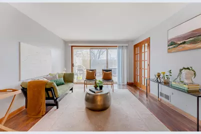 2525 S Shore Dr #1D, Milwaukee, WI 53207 - Photo 1