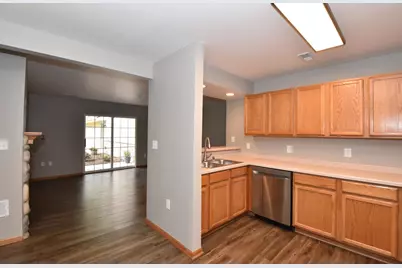 3026  Meyer Ct #6, Racine, WI 53406 - Photo 12