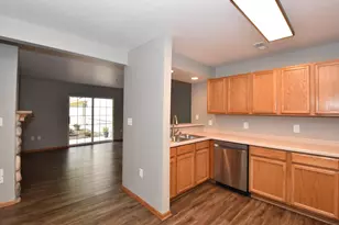 3026 Meyer Ct, Racine, WI 53406 - Photo 12