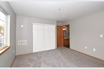 3026  Meyer Ct #6, Racine, WI 53406 - Photo 22