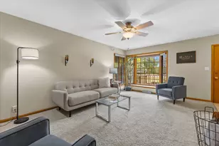 8011 Clinton Ln, Racine, WI 53406 - Photo 16