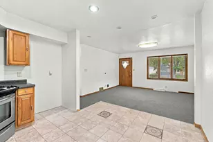 8805 W Bender Ave, Milwaukee, WI 53225 - Photo 12