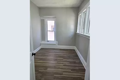 1212 W Chambers St, Milwaukee, WI 53206 - Photo 10