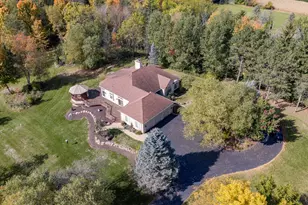 4945 S Calhoun Rd, New Berlin, WI 53151 - Photo 6