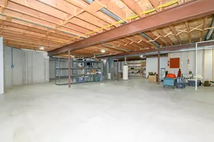 4945 S Calhoun Rd, New Berlin, WI 53151 - Photo 92