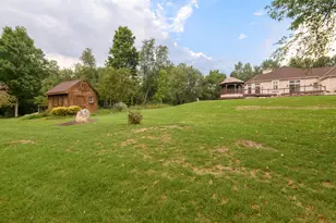 4945 S Calhoun Rd, New Berlin, WI 53151 - Photo 14