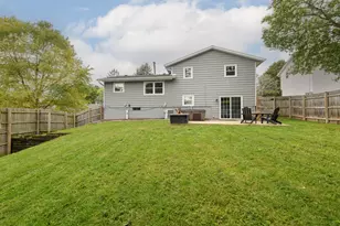 929 Howard St, Waukesha, WI 53188 - Photo 4