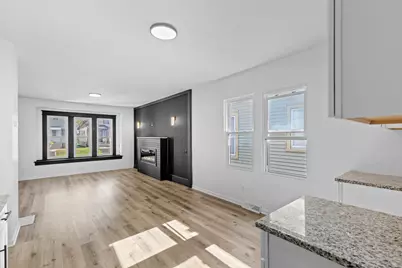 2925 S 7th St, Milwaukee, WI 53215 - Photo 6
