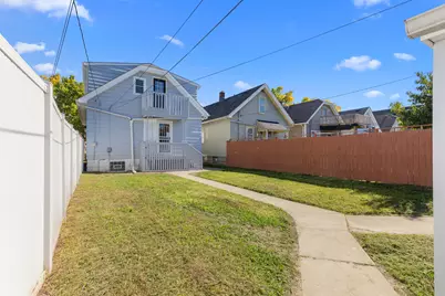 2925 S 7th St, Milwaukee, WI 53215 - Photo 24