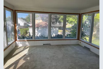 6402 W Girard Ave, Milwaukee, WI 53210 - Photo 6