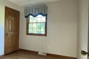 W264S3768 Lawrence Ln, Waukesha, WI 53189 - Photo 22