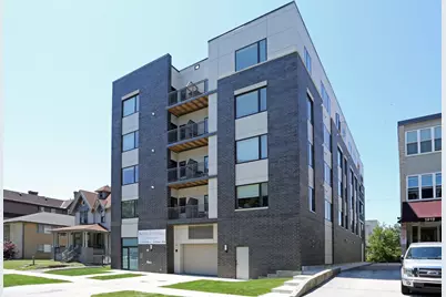 1809 N Cambridge Ave #307, Milwaukee, WI 53202 - Photo 2
