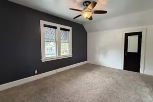 2210 S 71st St, West Allis, WI 53219 - Photo 36
