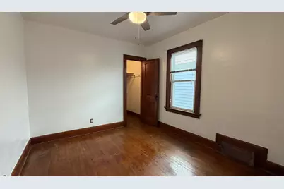 2210 S 71st St #2212, West Allis, WI 53219 - Photo 18