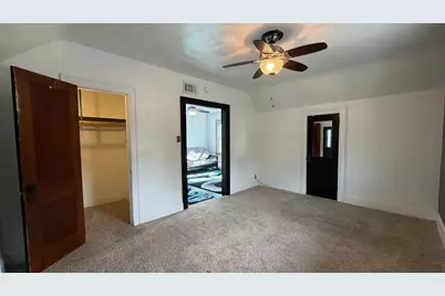 2210 S 71st St #2212, West Allis, WI 53219 - Photo 34