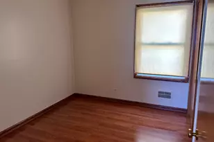 2758 S 58th St, Milwaukee, WI 53219 - Photo 10