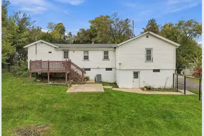 N1196  Rosewood Dr, Bloomfield, WI 53128 - Photo 16