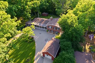 3130 Southwood Dr, Racine, WI 53406 - Photo 40