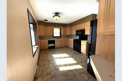 4701  Ferris Ave, Madison, WI 53716 - Photo 6