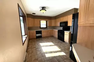 4701 Ferris Ave, Madison, WI 53716 - Photo 6