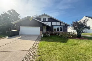 4603 N 118th St, Wauwatosa, WI 53225 - Photo 1