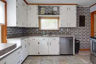 W167N8446 Theodore Ave, Menomonee Falls, WI 53051 - Photo 12