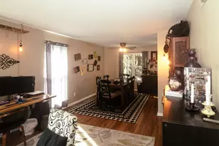9621 64th St, Kenosha, WI 53142 - Photo 8