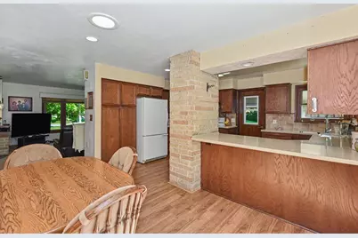 33733  Academy Rd, Racine, WI 53105 - Photo 10