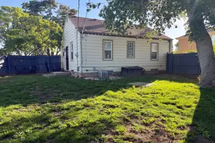 7544 W Nash St, Milwaukee, WI 53216 - Photo 2
