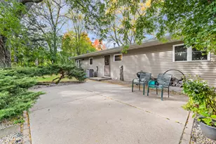 102 Birch Ln, Hartford, WI 53027 - Photo 16