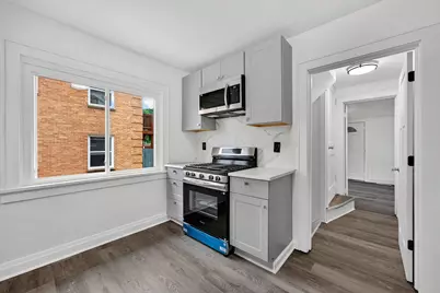 4425 W Hampton Ave, Milwaukee, WI 53218 - Photo 10