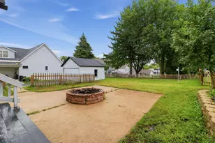 324 Conkey St, Burlington, WI 53105 - Photo 22