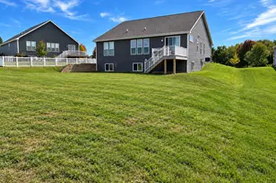 924 Foxwalk Dr, Racine, WI 53185 - Photo 2