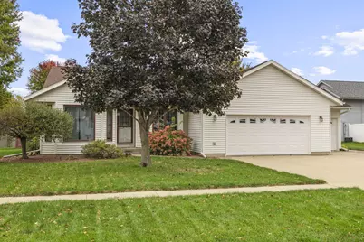 127  Marigold Ln, West Salem, WI 54669 - Photo 1