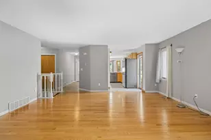 127 Marigold Ln, West Salem, WI 54669 - Photo 8