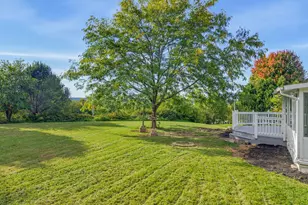 2135 Deer Path, Waukesha, WI 53189 - Photo 34