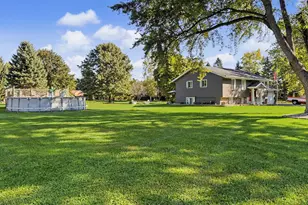 S88W30964 Meyer Dr, Mukwonago, WI 53149 - Photo 2