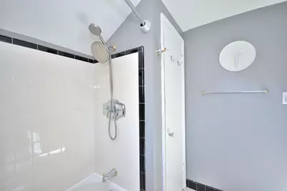 6147 N Shoreland Ave, Whitefish Bay, WI 53217 - Photo 34