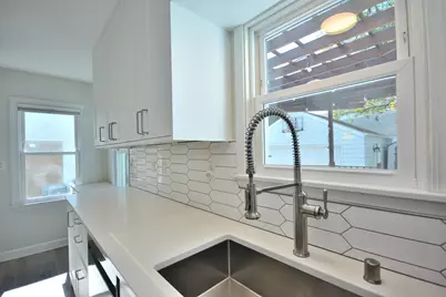 6147 N Shoreland Ave, Whitefish Bay, WI 53217 - Photo 6