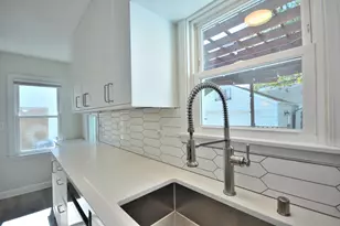 6147 N Shoreland Ave, Whitefish Bay, WI 53217 - Photo 6