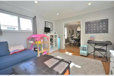 6147 N Shoreland Ave, Whitefish Bay, WI 53217 - Photo 20